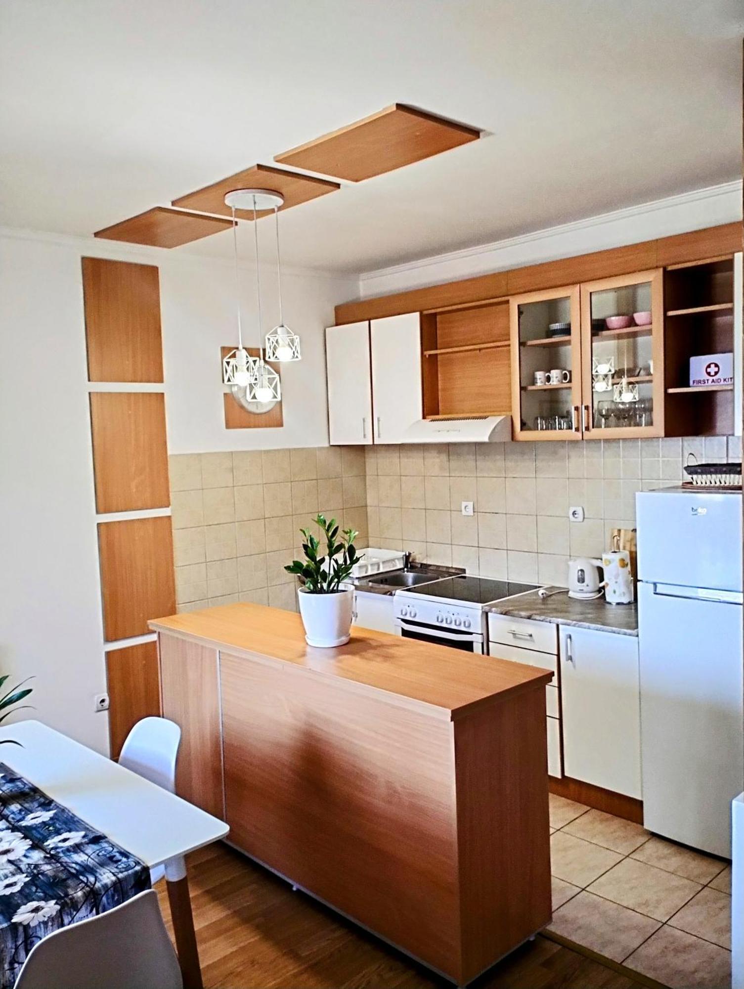 Apartment Bella Vista โกตอร์ ภายนอก รูปภาพ